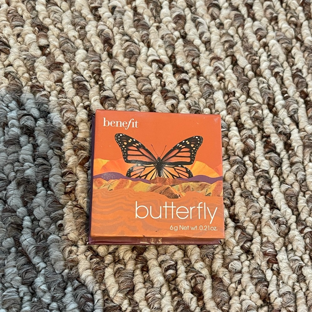 Benefit cosmetics blush in Butterfly